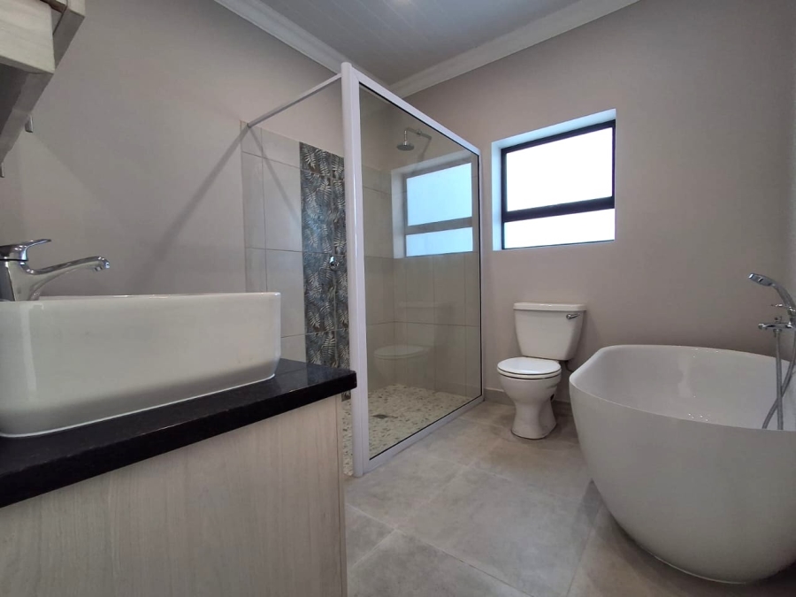 3 Bedroom Property for Sale in Stilbaai Wes Western Cape
